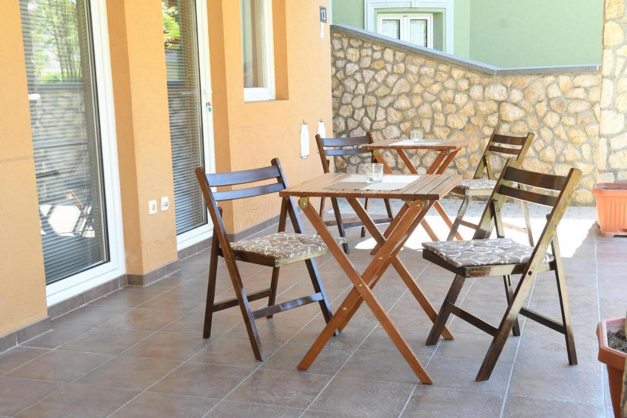 Sobe Alex Apartment Veliko Gradiste Ngoại thất bức ảnh