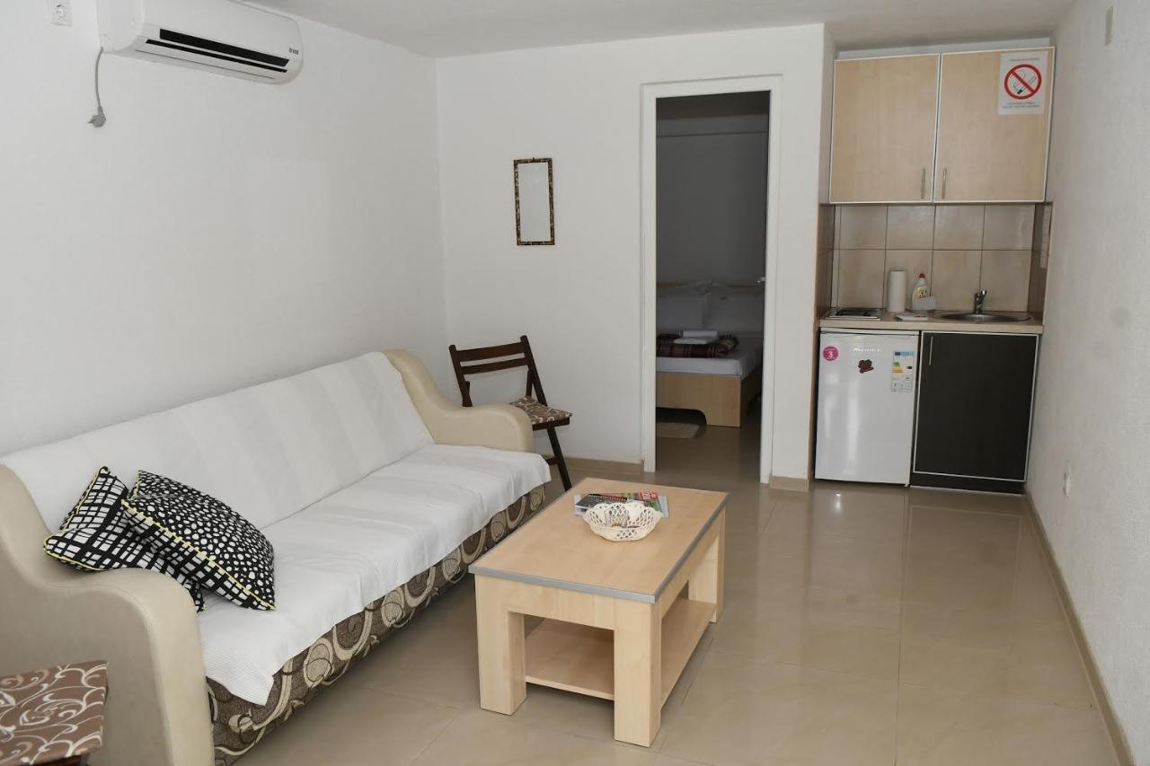 Sobe Alex Apartment Veliko Gradiste Ngoại thất bức ảnh