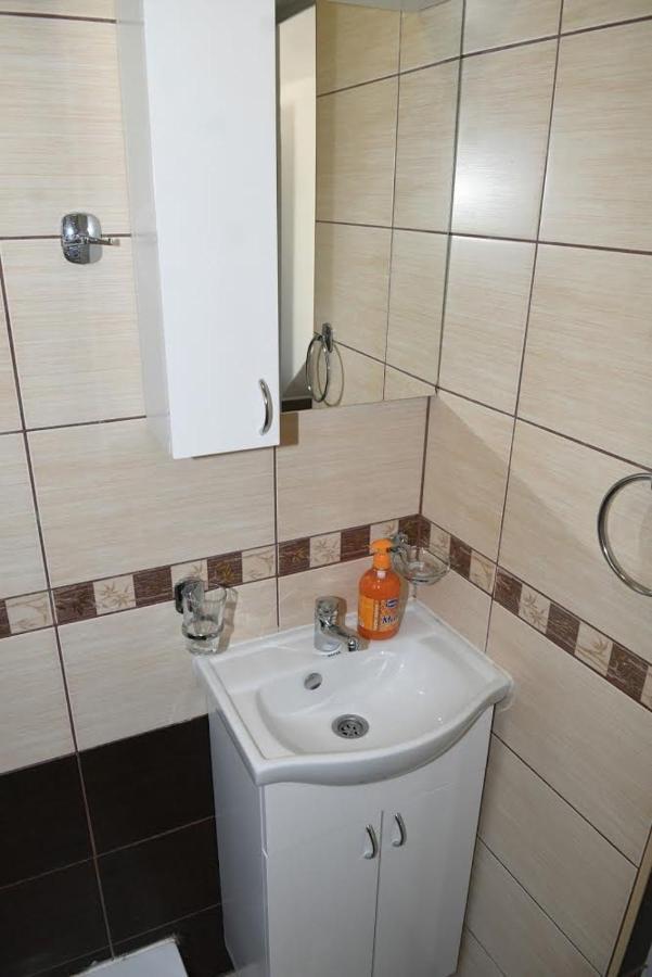 Sobe Alex Apartment Veliko Gradiste Ngoại thất bức ảnh